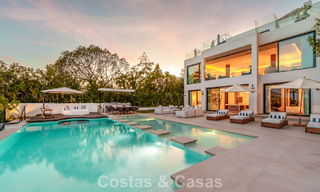Villa de luxe ultramoderne, prête à emménager, à vendre dans la Vallée des Golfs de Nueva Andalucia, Marbella 781688 