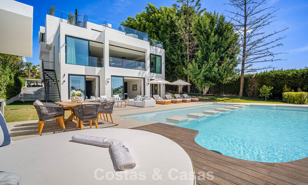 Villa de luxe ultramoderne, prête à emménager, à vendre dans la Vallée des Golfs de Nueva Andalucia, Marbella 781695
