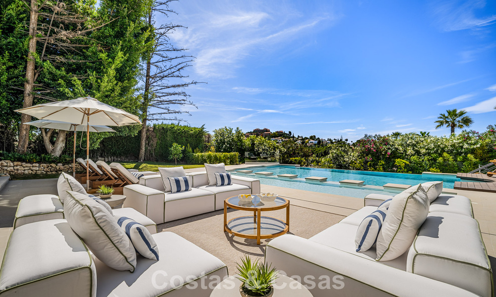 Villa de luxe ultramoderne, prête à emménager, à vendre dans la Vallée des Golfs de Nueva Andalucia, Marbella 781697