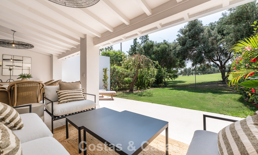 Magnifique maison de ville rénovée à vendre en première ligne du golf d'Aloha à Nueva Andalucia, Marbella 781738