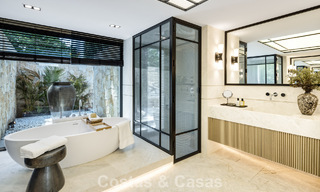Magnifique villa en première ligne de golf à vendre au cœur de Nueva Andalucia, Marbella 781789 