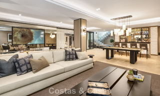 Magnifique villa en première ligne de golf à vendre au cœur de Nueva Andalucia, Marbella 781800 