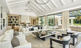 Magnifique villa en première ligne de golf à vendre au cœur de Nueva Andalucia, Marbella 781805 
