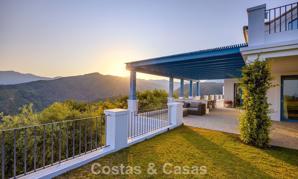 Maison méditerranéenne avec vue imprenable sur la mer à vendre à Benahavis - Marbella 781820