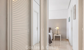 Spacieux appartement de 3 chambres, prêt à emménager, avec vue sur le golf et la mer, à vendre à Benahavis - Marbella 781902 