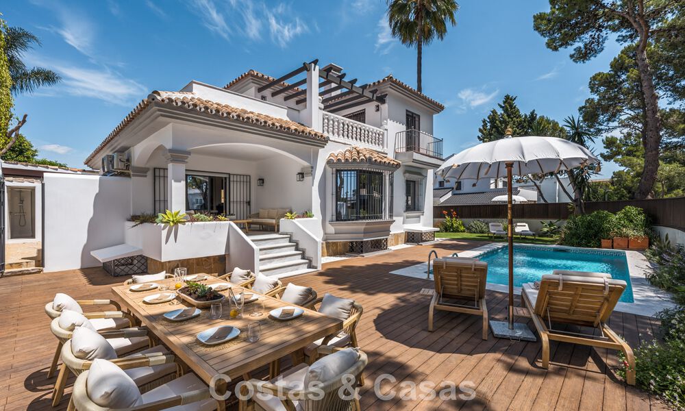 Élégante maison familiale à vendre dans la Vallée des Golfs de Nueva Andalucia, Marbella 781863