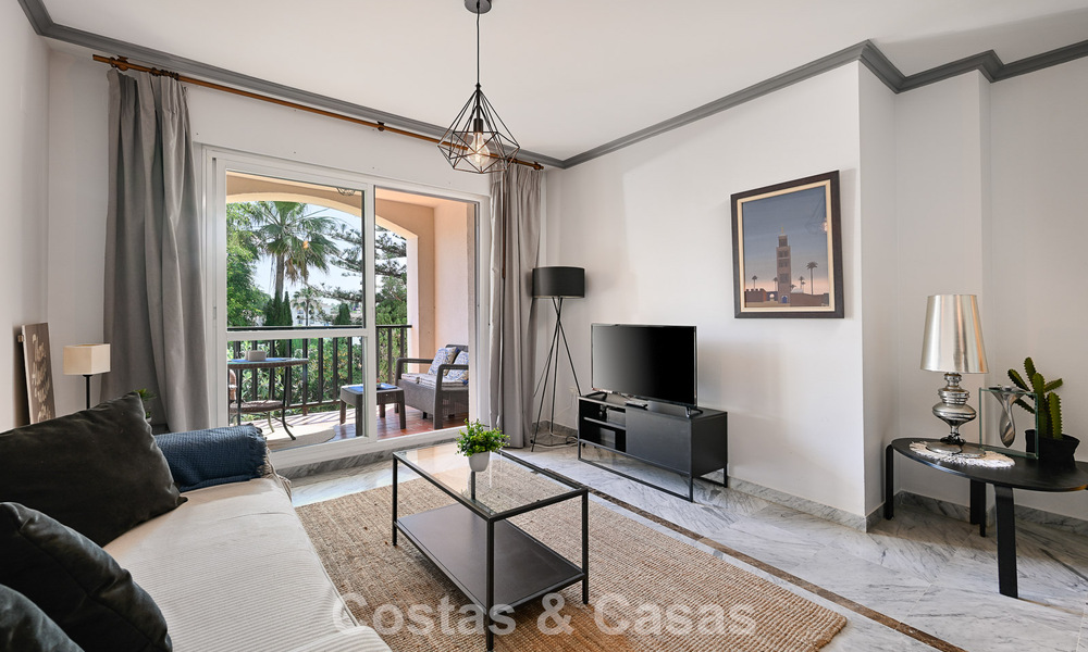 Spacieux appartement de 3 chambres à vendre, à quelques pas de la plage et du centre de San Pedro, Marbella 781945