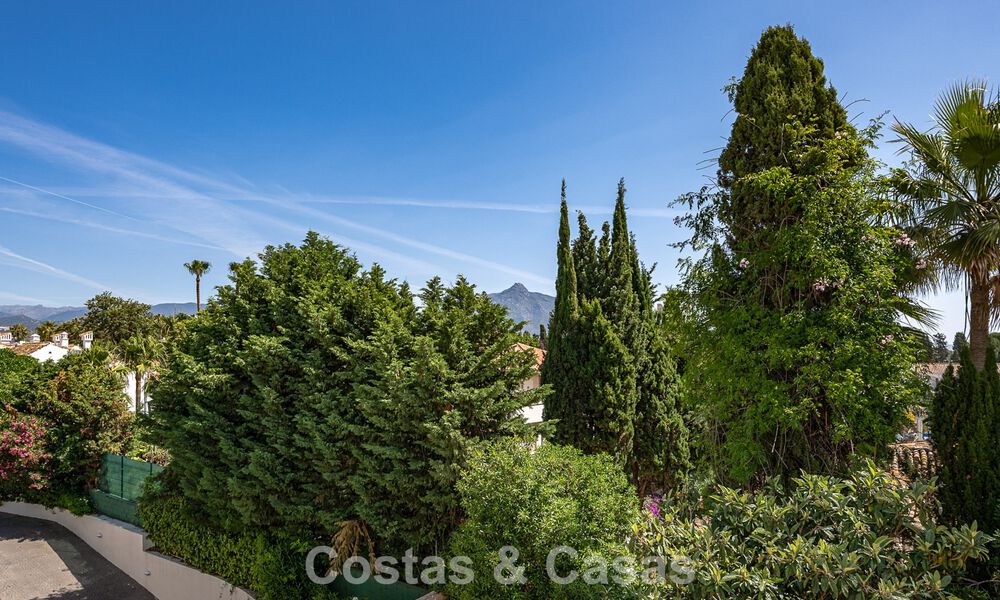 Spacieux appartement de 3 chambres à vendre, à quelques pas de la plage et du centre de San Pedro, Marbella 781949