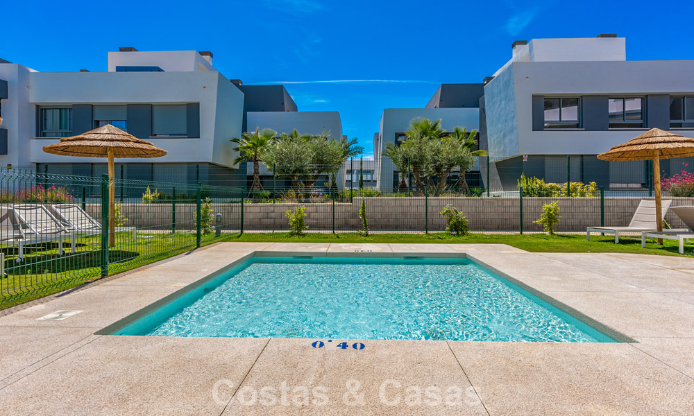 Appartement contemporain, prêt à emménager, à vendre sur le New Golden Mile, entre Marbella et Estepona 781953
