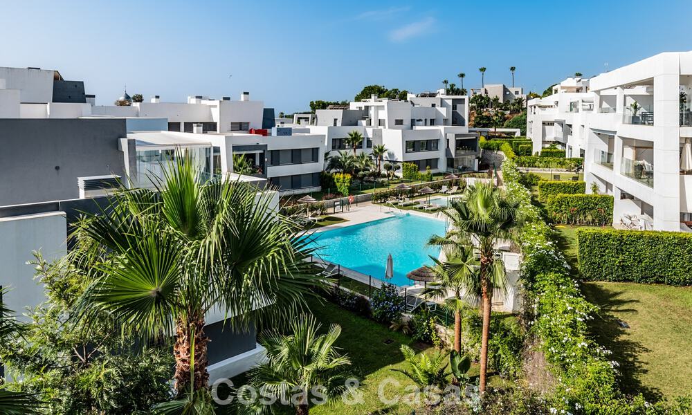 Appartement contemporain, prêt à emménager, à vendre sur le New Golden Mile, entre Marbella et Estepona 781958
