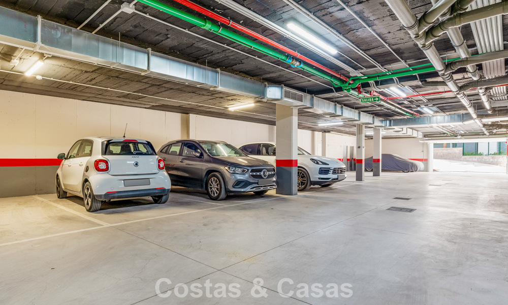 Appartement contemporain, prêt à emménager, à vendre sur le New Golden Mile, entre Marbella et Estepona 781971