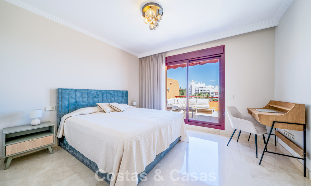 Appartement prêt à emménager avec vue sur la mer à vendre dans une résidence en bord de mer, à quelques pas du centre d'Estepona 782366