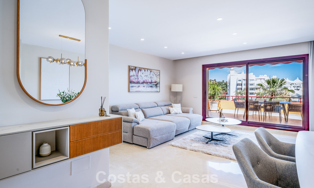 Appartement prêt à emménager avec vue sur la mer à vendre dans une résidence en bord de mer, à quelques pas du centre d'Estepona 782382