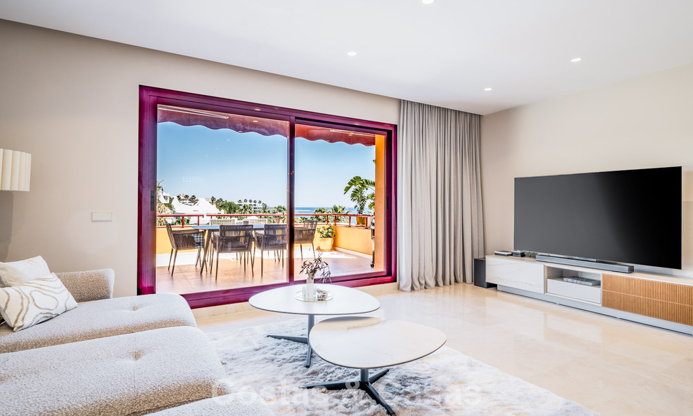 Appartement prêt à emménager avec vue sur la mer à vendre dans une résidence en bord de mer, à quelques pas du centre d'Estepona 782383