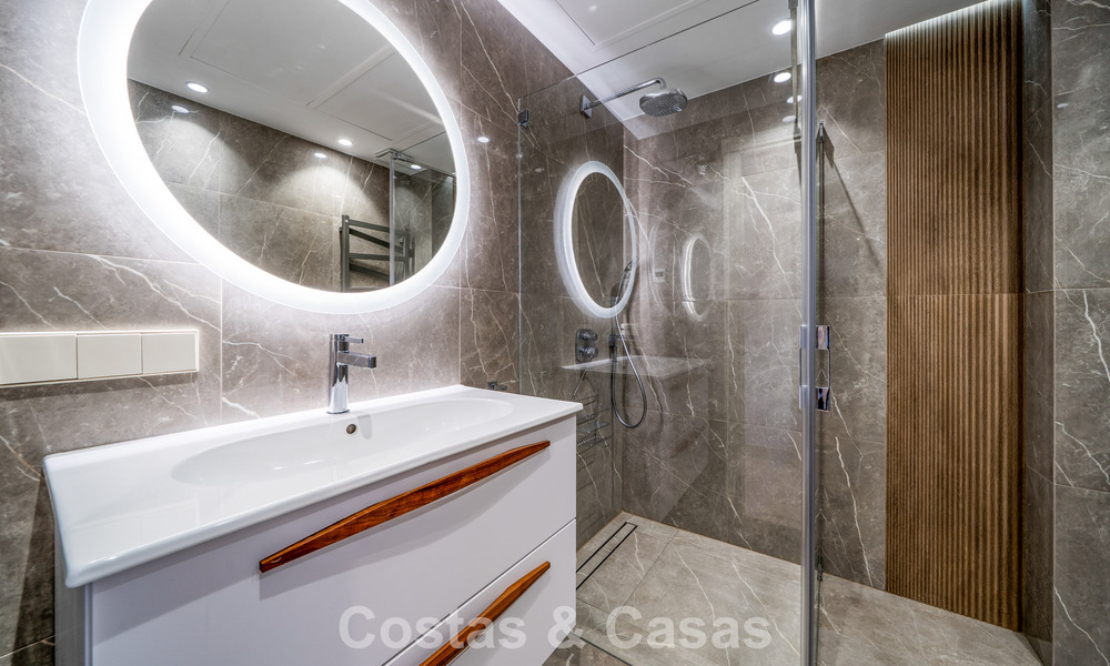 Appartement prêt à emménager avec vue sur la mer à vendre dans une résidence en bord de mer, à quelques pas du centre d'Estepona 782386