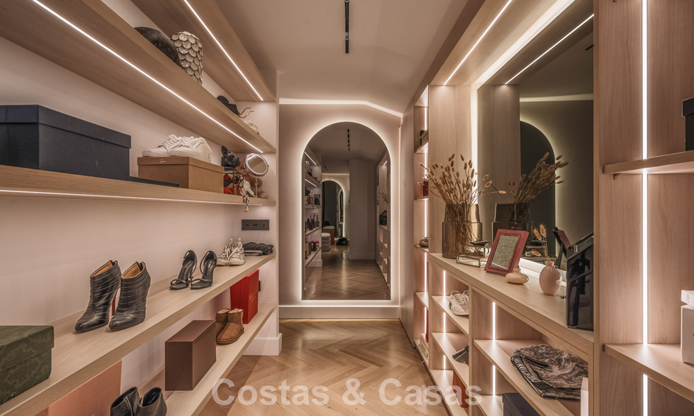 Duplex penthouse prêt à emménager avec vue imprenable sur la mer à vendre à Marbella - Benahavis 782390