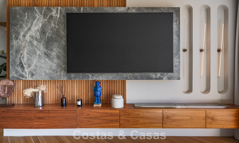 Duplex penthouse prêt à emménager avec vue imprenable sur la mer à vendre à Marbella - Benahavis 782408