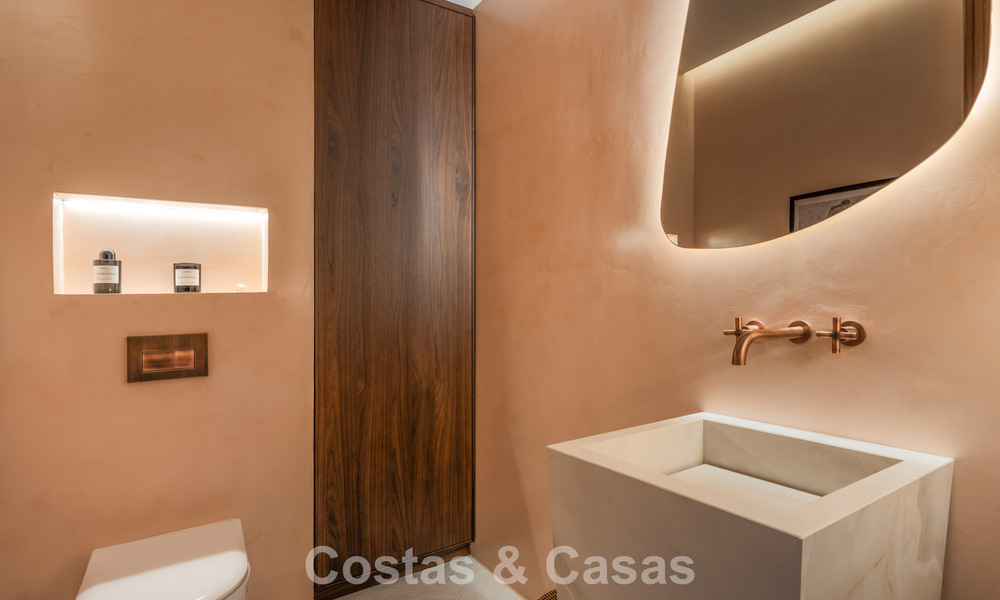 Duplex penthouse prêt à emménager avec vue imprenable sur la mer à vendre à Marbella - Benahavis 782409