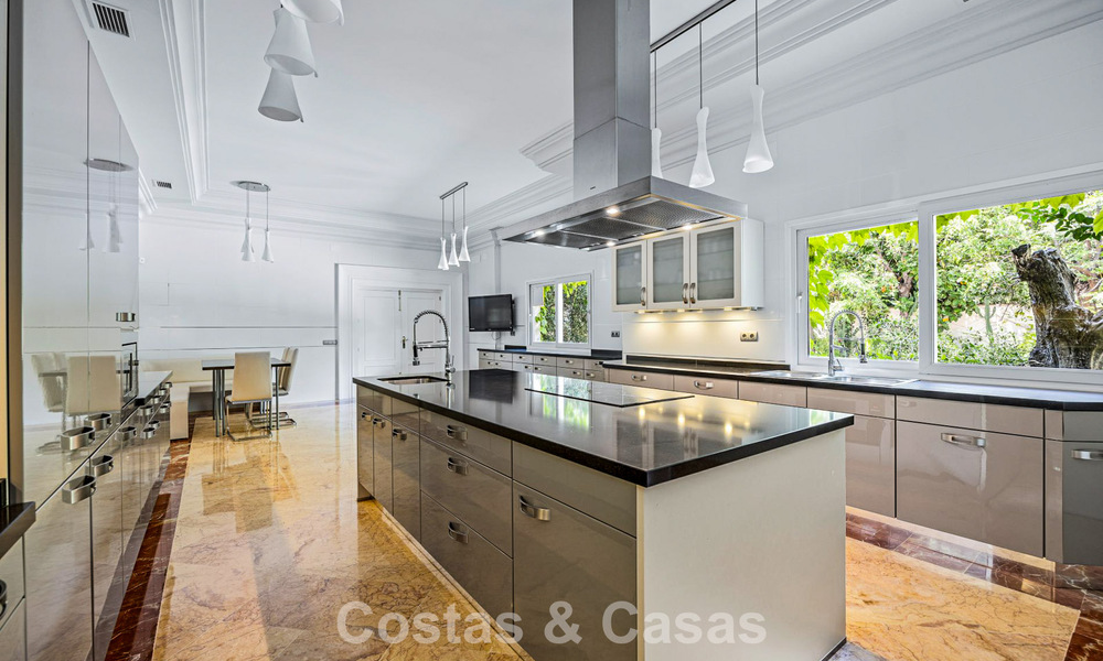 Résidence unique, majestueuse à vendre au cœur du prestigieux Golden Mile de Marbella 782431