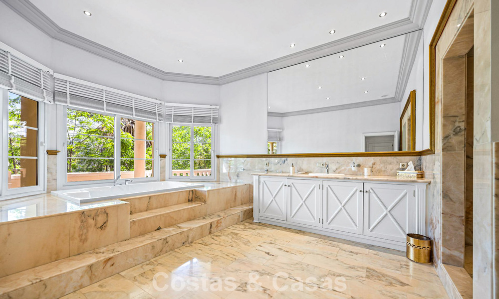 Résidence unique, majestueuse à vendre au cœur du prestigieux Golden Mile de Marbella 782454