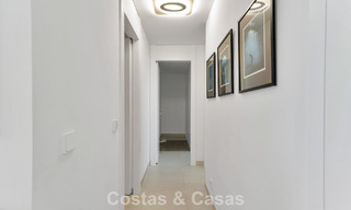 Appartement de luxe avec vue sur les montagnes et la mer, à vendre dans un complexe au style de vie avant-gardiste à Fuengirola, Costa del Sol 782092 