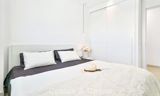 Appartement de luxe avec vue sur les montagnes et la mer, à vendre dans un complexe au style de vie avant-gardiste à Fuengirola, Costa del Sol 782097 