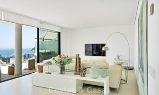 Appartement de luxe avec vue sur les montagnes et la mer, à vendre dans un complexe au style de vie avant-gardiste à Fuengirola, Costa del Sol 782107 