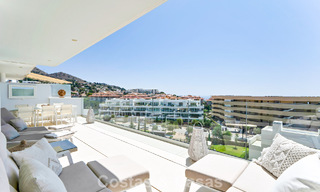 Appartement de luxe avec vue sur les montagnes et la mer, à vendre dans un complexe au style de vie avant-gardiste à Fuengirola, Costa del Sol 782121 