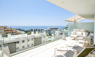 Appartement de luxe avec vue sur les montagnes et la mer, à vendre dans un complexe au style de vie avant-gardiste à Fuengirola, Costa del Sol 782125 