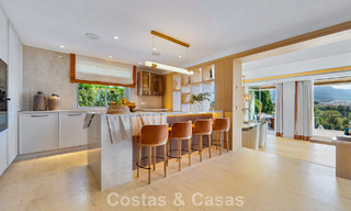 Villa de luxe, prête à emménager et élégamment rénovée, à vendre au cœur de la Vallée des Golfs de Nueva Andalucia, Marbella 783163 