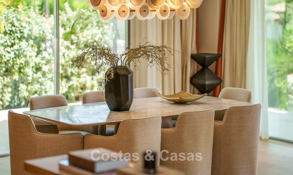 Villa de luxe, prête à emménager et élégamment rénovée, à vendre au cœur de la Vallée des Golfs de Nueva Andalucia, Marbella 783204