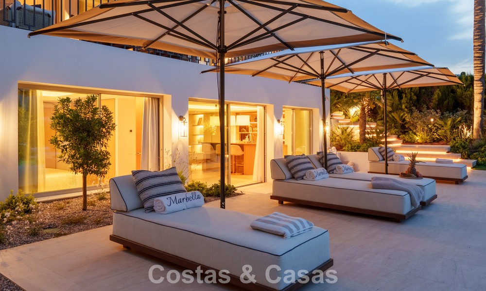 Villa de luxe, prête à emménager et élégamment rénovée, à vendre au cœur de la Vallée des Golfs de Nueva Andalucia, Marbella 783214