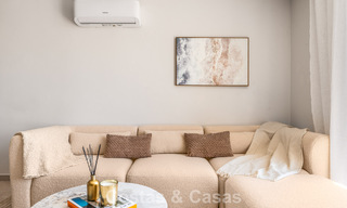 Duplex penthouse prêt à emménager à vendre dans une résidence sécurisée à Rio Verde - Nueva Andalucia, Marbella 782225 