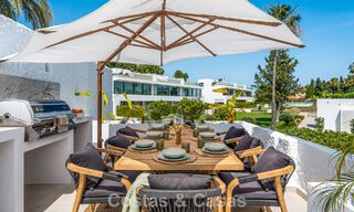 Duplex penthouse prêt à emménager à vendre dans une résidence sécurisée à Rio Verde - Nueva Andalucia, Marbella 782229 