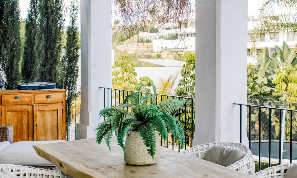 Villa méditerranéenne prête à emménager à vendre dans un complexe de golf sécurisé sur le New Golden Mile, entre Marbella et Estepona 782152