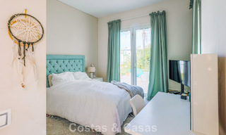 Villa méditerranéenne prête à emménager à vendre dans un complexe de golf sécurisé sur le New Golden Mile, entre Marbella et Estepona 782172 