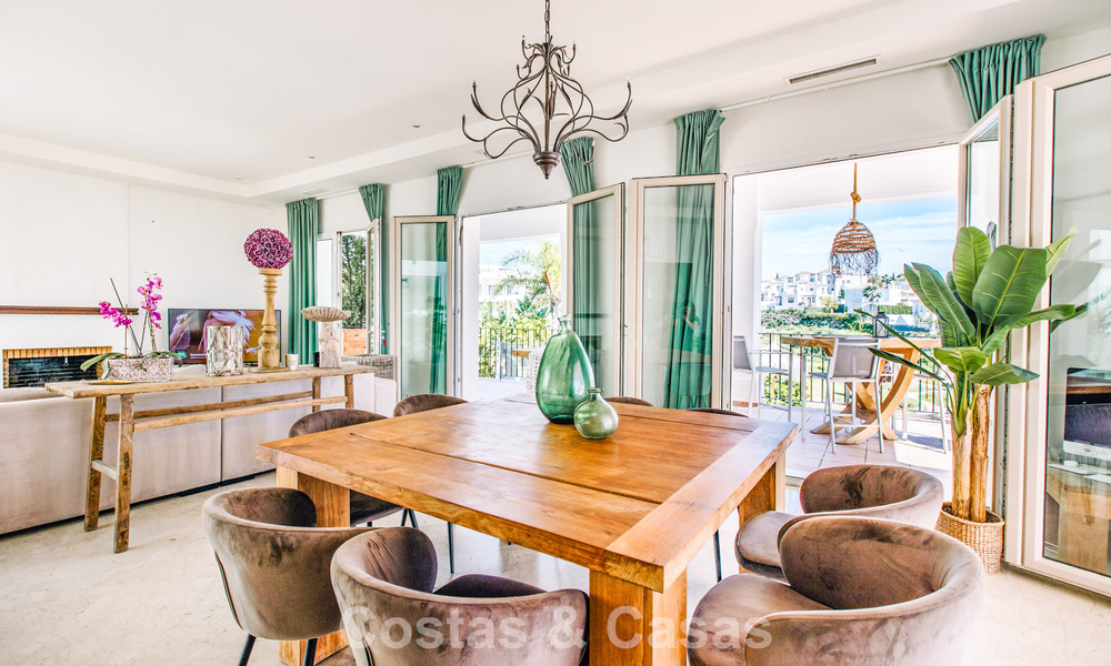 Villa méditerranéenne prête à emménager à vendre dans un complexe de golf sécurisé sur le New Golden Mile, entre Marbella et Estepona 782179