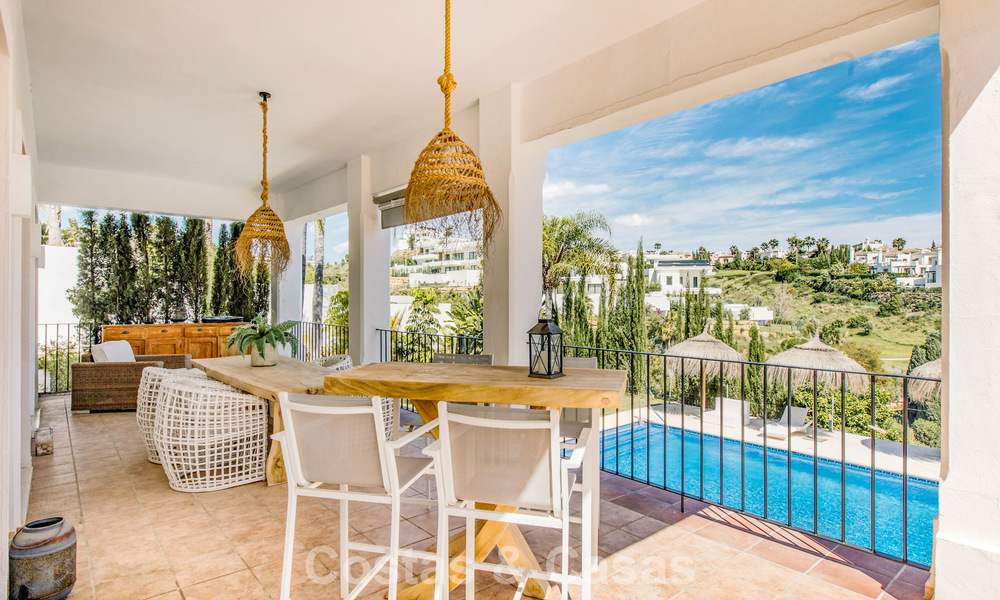 Villa méditerranéenne prête à emménager à vendre dans un complexe de golf sécurisé sur le New Golden Mile, entre Marbella et Estepona 782182