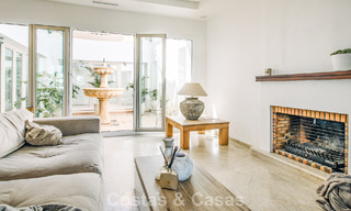 Villa méditerranéenne prête à emménager à vendre dans un complexe de golf sécurisé sur le New Golden Mile, entre Marbella et Estepona 782184 