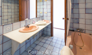 Duplex penthouse avec vue mer à vendre dans une résidence sécurisée en bord de mer à Puerto Banús, Marbella 782251 