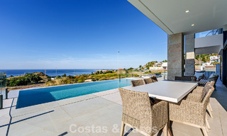 Villa de luxe, prête à emménager, avec vue sur la mer, à vendre dans un quartier résidentiel calme à Benalmadena, Costa del Sol 782321 