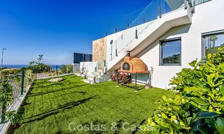Villa de luxe, prête à emménager, avec vue sur la mer, à vendre dans un quartier résidentiel calme à Benalmadena, Costa del Sol 782325 
