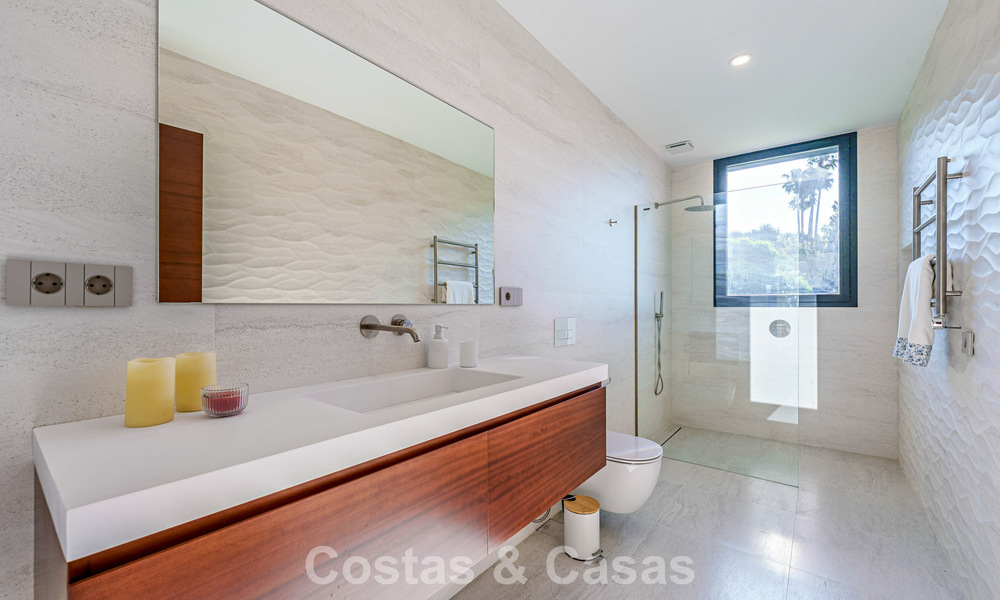 Villa de luxe, prête à emménager, avec vue sur la mer, à vendre dans un quartier résidentiel calme à Benalmadena, Costa del Sol 782339