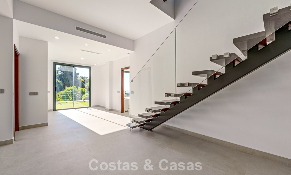 Villa de luxe, prête à emménager, avec vue sur la mer, à vendre dans un quartier résidentiel calme à Benalmadena, Costa del Sol 782342