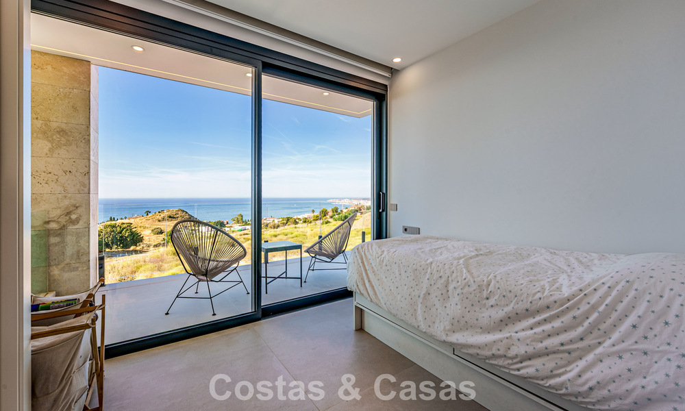 Villa de luxe, prête à emménager, avec vue sur la mer, à vendre dans un quartier résidentiel calme à Benalmadena, Costa del Sol 782344