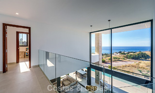Villa de luxe, prête à emménager, avec vue sur la mer, à vendre dans un quartier résidentiel calme à Benalmadena, Costa del Sol 782346 