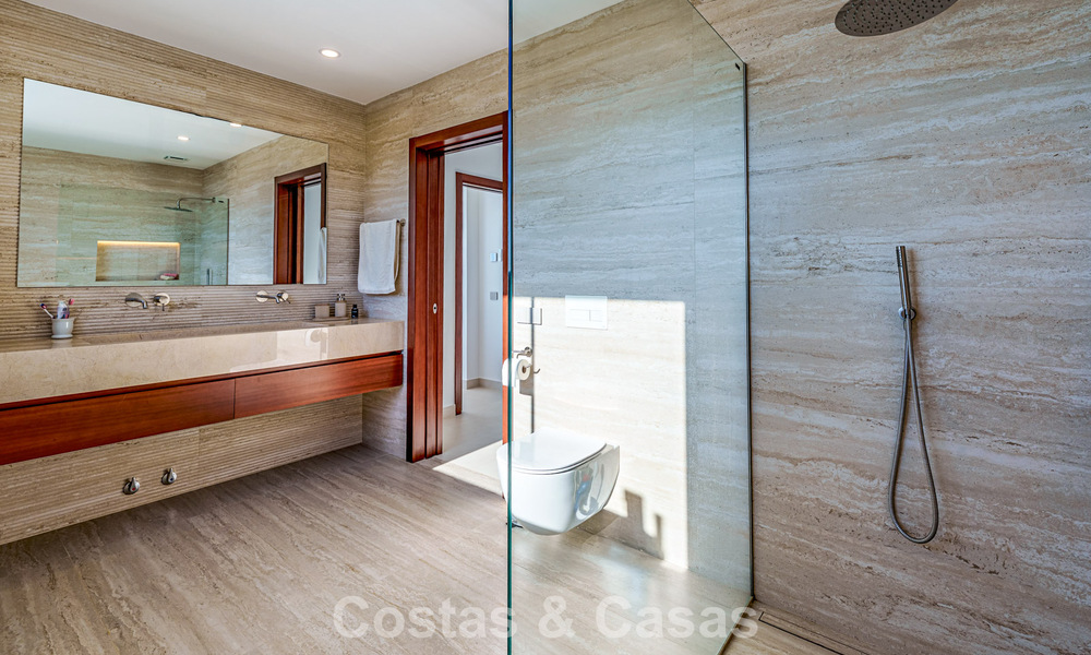 Villa de luxe, prête à emménager, avec vue sur la mer, à vendre dans un quartier résidentiel calme à Benalmadena, Costa del Sol 782350