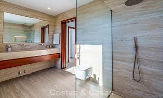 Villa de luxe, prête à emménager, avec vue sur la mer, à vendre dans un quartier résidentiel calme à Benalmadena, Costa del Sol 782350 