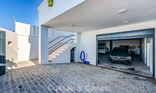 Villa de luxe, prête à emménager, avec vue sur la mer, à vendre dans un quartier résidentiel calme à Benalmadena, Costa del Sol 782354 