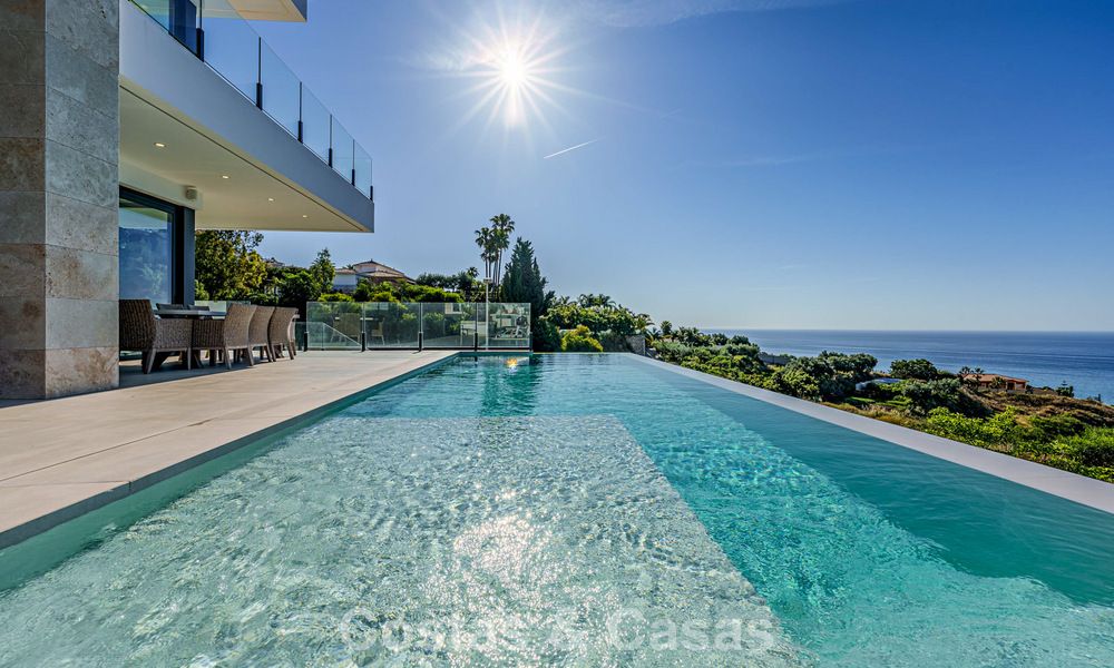 Villa de luxe, prête à emménager, avec vue sur la mer, à vendre dans un quartier résidentiel calme à Benalmadena, Costa del Sol 782355